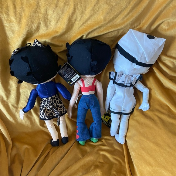 Three Collectable Betty Boop Dolls - Picture 2 of 2